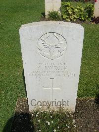 Cairo War Memorial Cemetery - Davidson, W